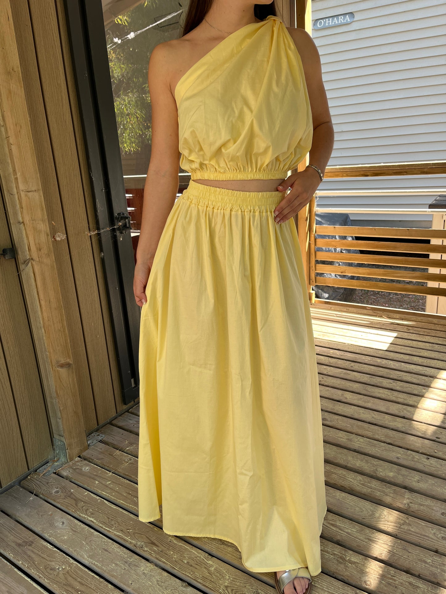 Ensemble  Carmen Jaune