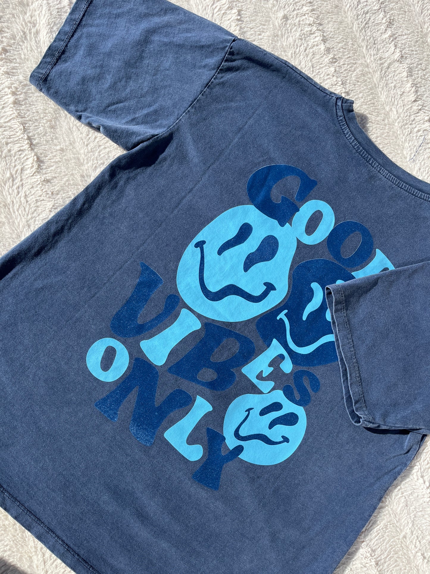 T-shirt bleu Good vibes