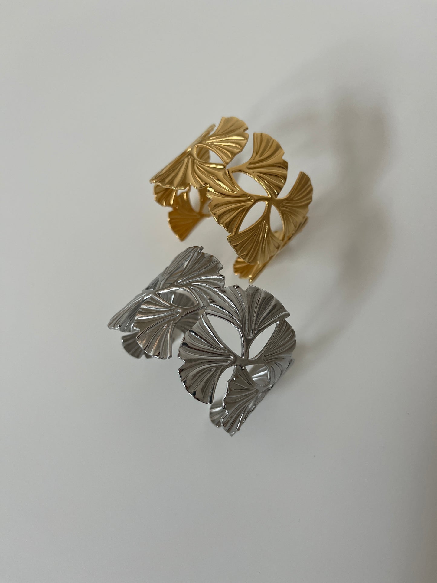Bracelet jonc feuille