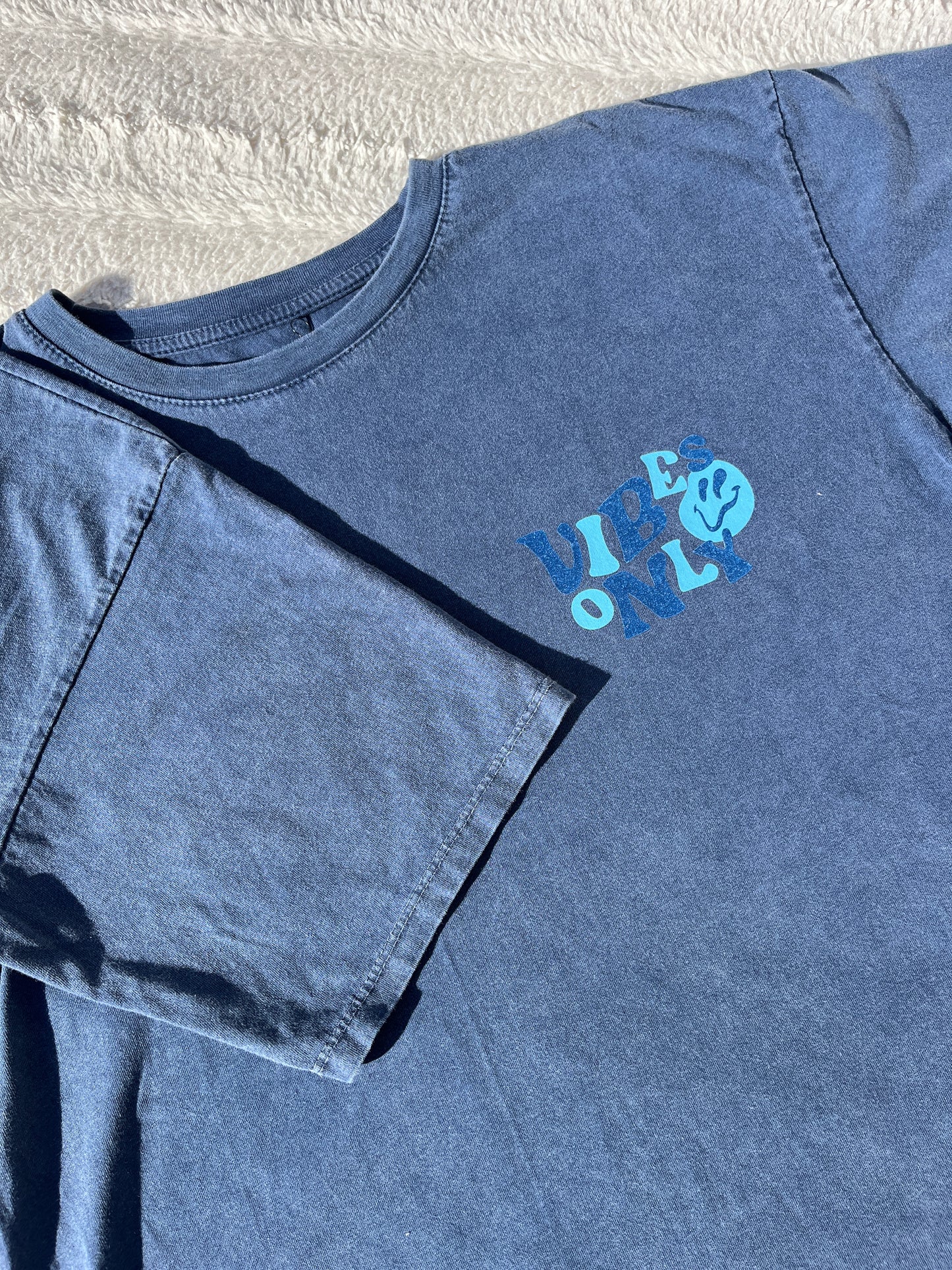 T-shirt bleu Good vibes